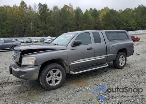 2008 Dodge Dakota Laramie z USA, uszkodzony, nr VIN 1D7HW52N28S554573